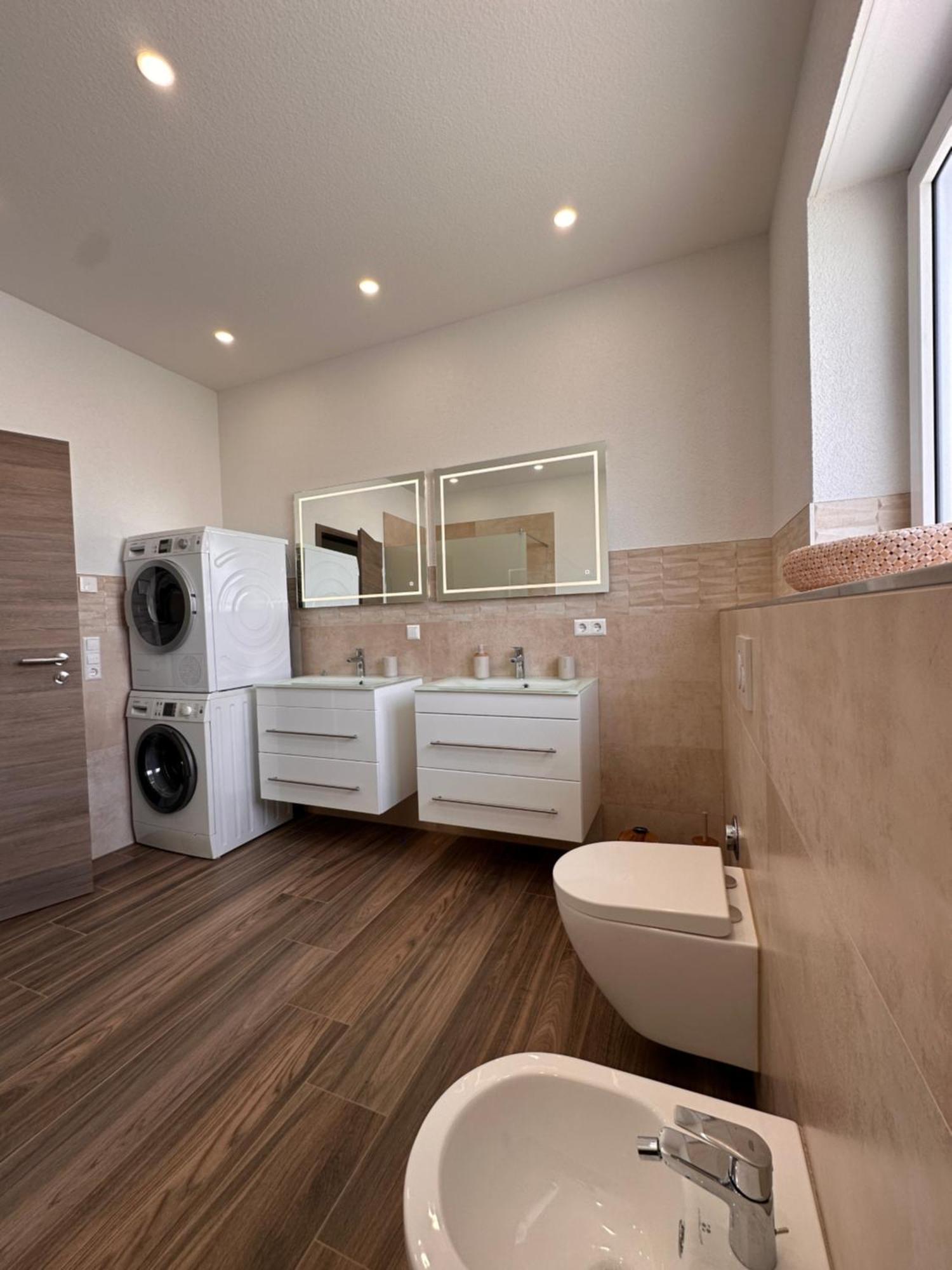 Amao-Obsidian I 120Qm I Elegantes Business- & Familienapartment I 3 Schlafzimmer I Kingsize Betten 施瓦瑙 外观 照片